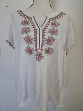 New Directions Embroidered Beaded V-Neck Top L White Floral Cotton Boho Peasant